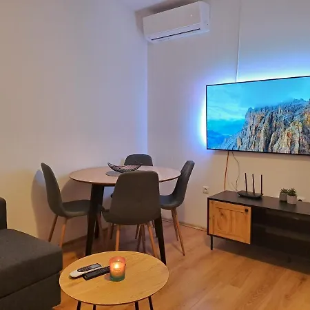 Lejlighed Apartmensts Arsen 928 Pula