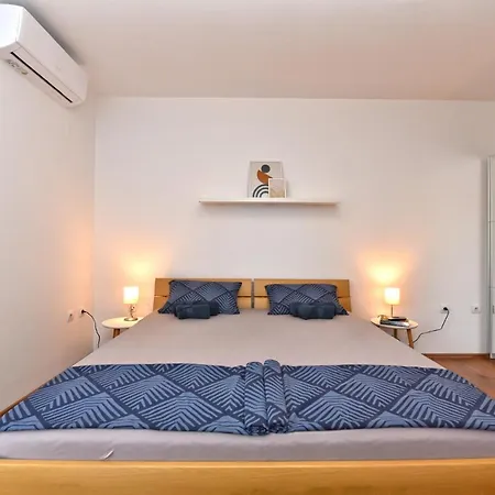 Apartmensts Arsen 928