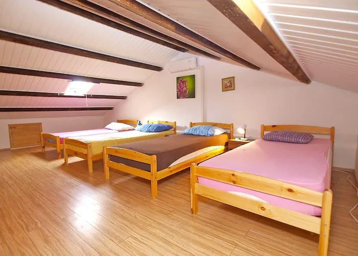 Apartmensts Arsen 928 Πούλα