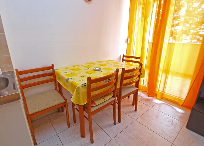 Apartmensts Arsen 928 *