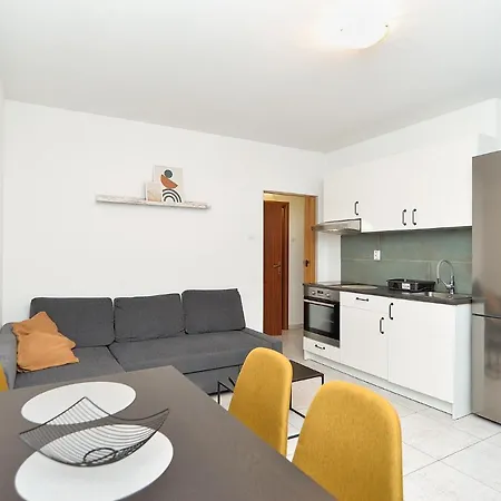 Apartmensts Arsen 928 Apartament Pula