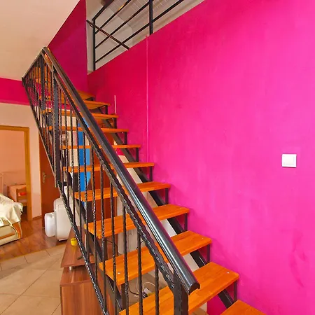 Апартаменти Apartmensts Arsen 928 *