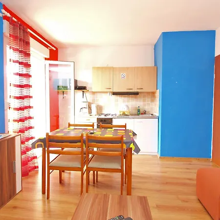 Apartmensts Arsen 928 *