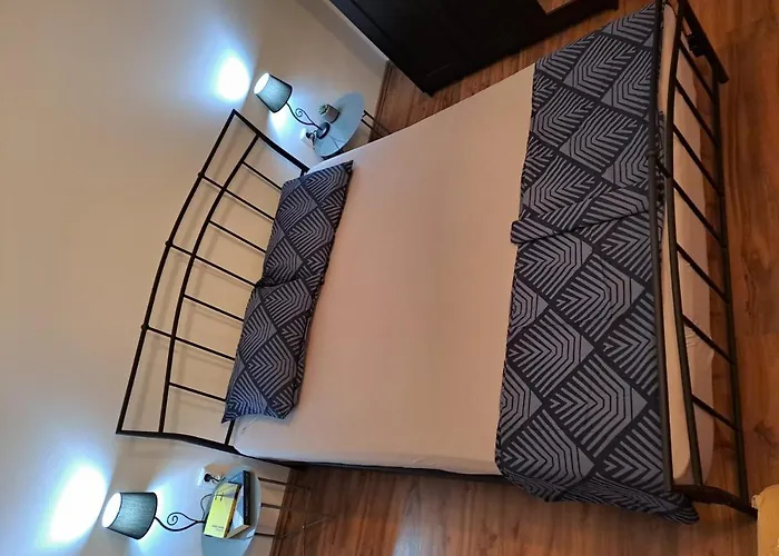 Apartmensts Arsen 928 פולה