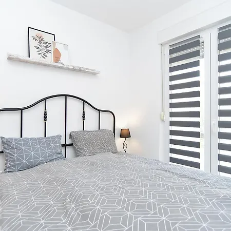 Apartmensts Arsen 928 *