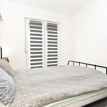 Apartmensts Arsen 928 Apartman Póla