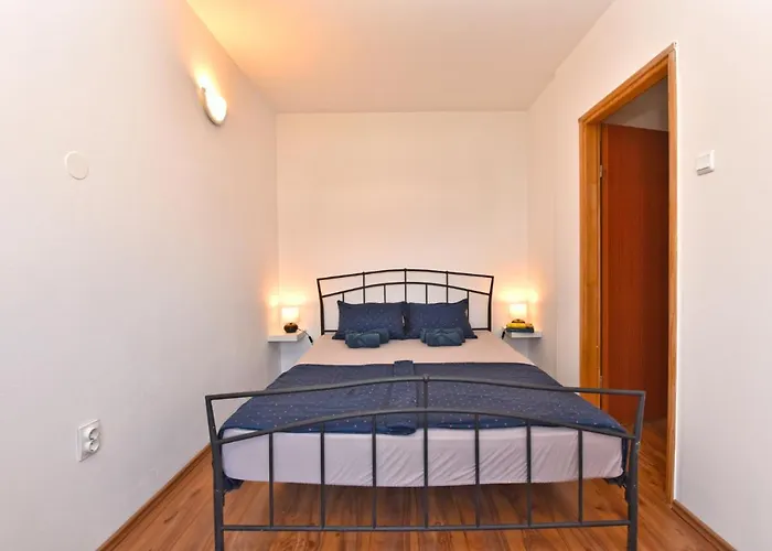 Apartmensts Arsen 928 Апартаменты Пула